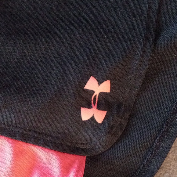 Under Armour shorts - Picture 2 of 4